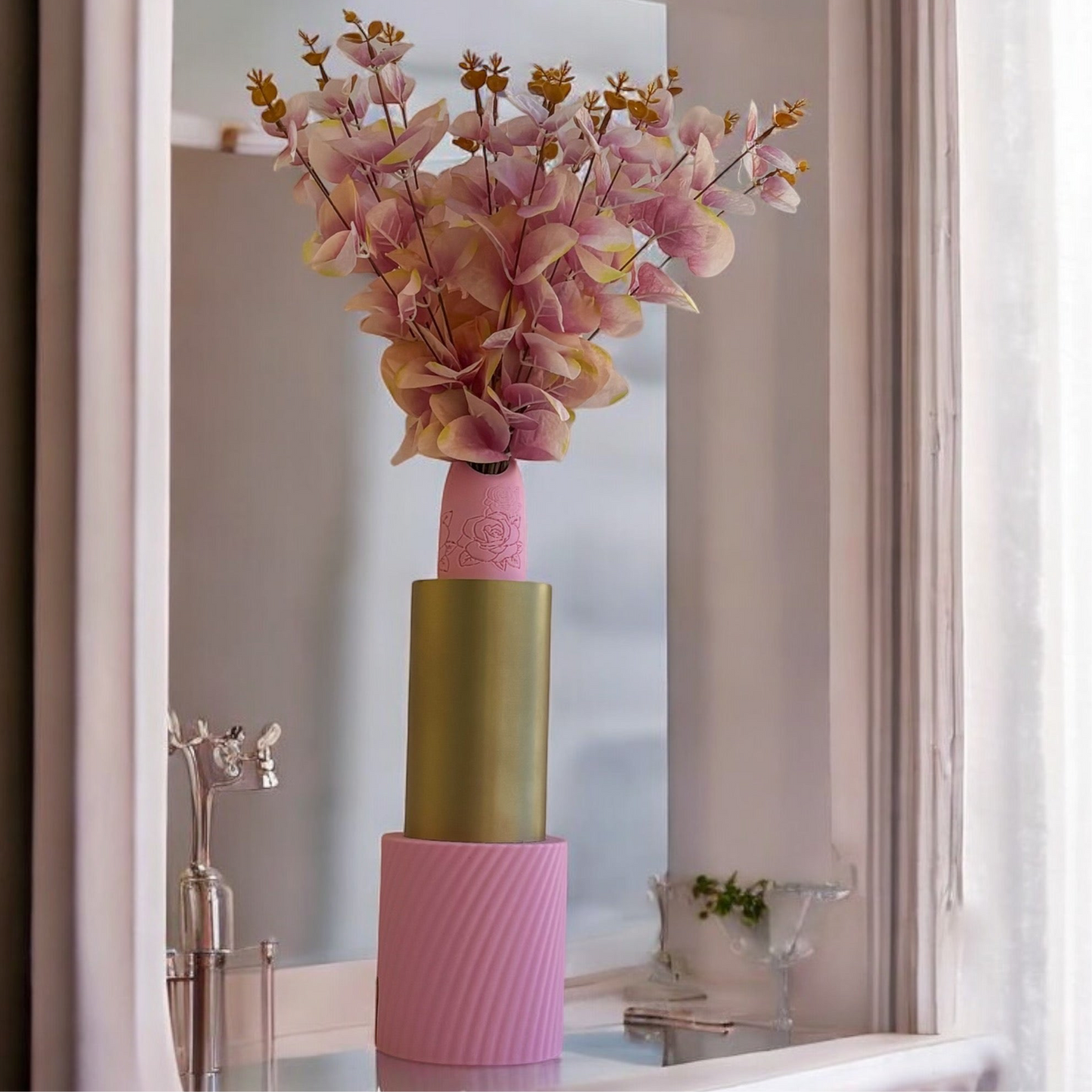 Pink Lipstick Decor