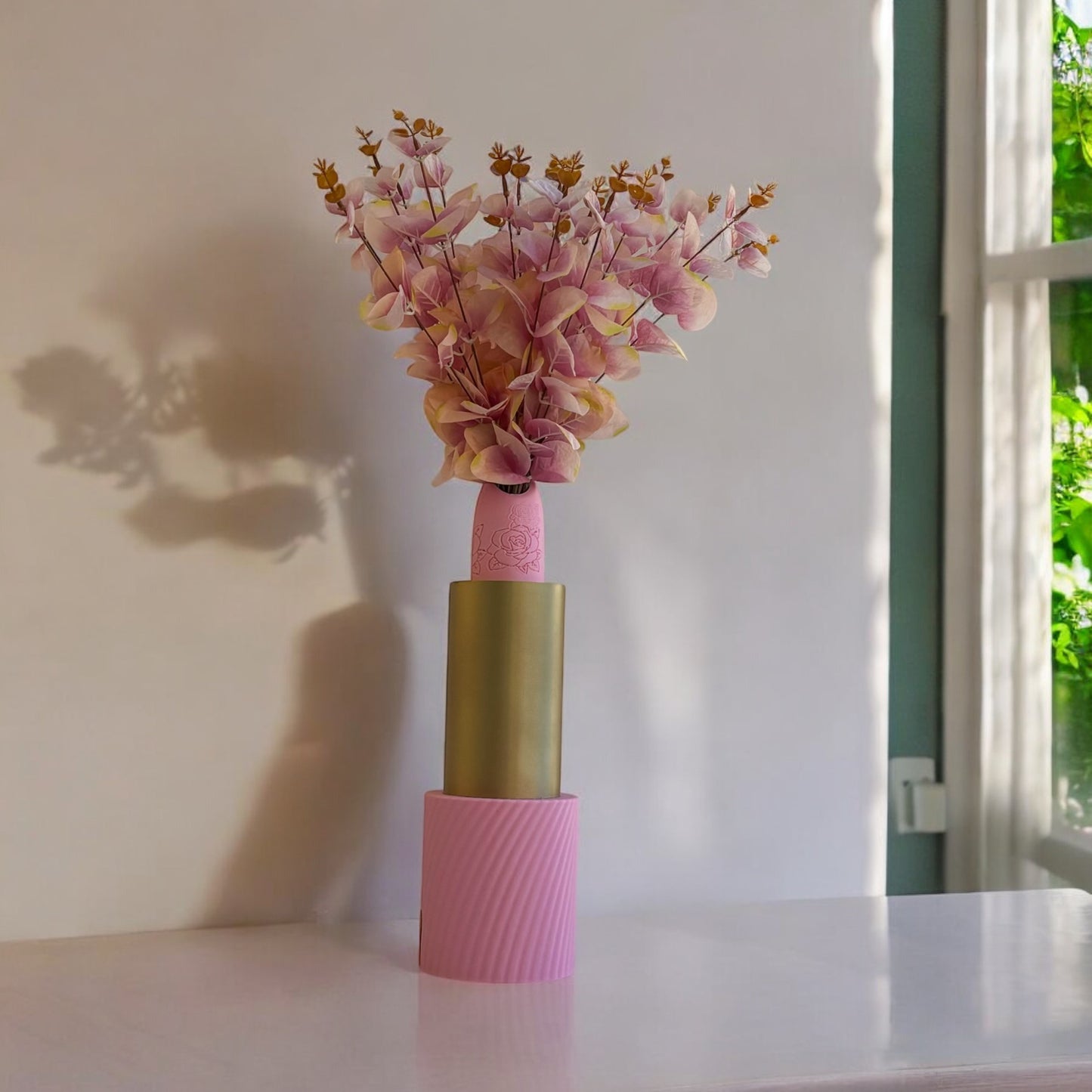 Pink Lipstick Decor