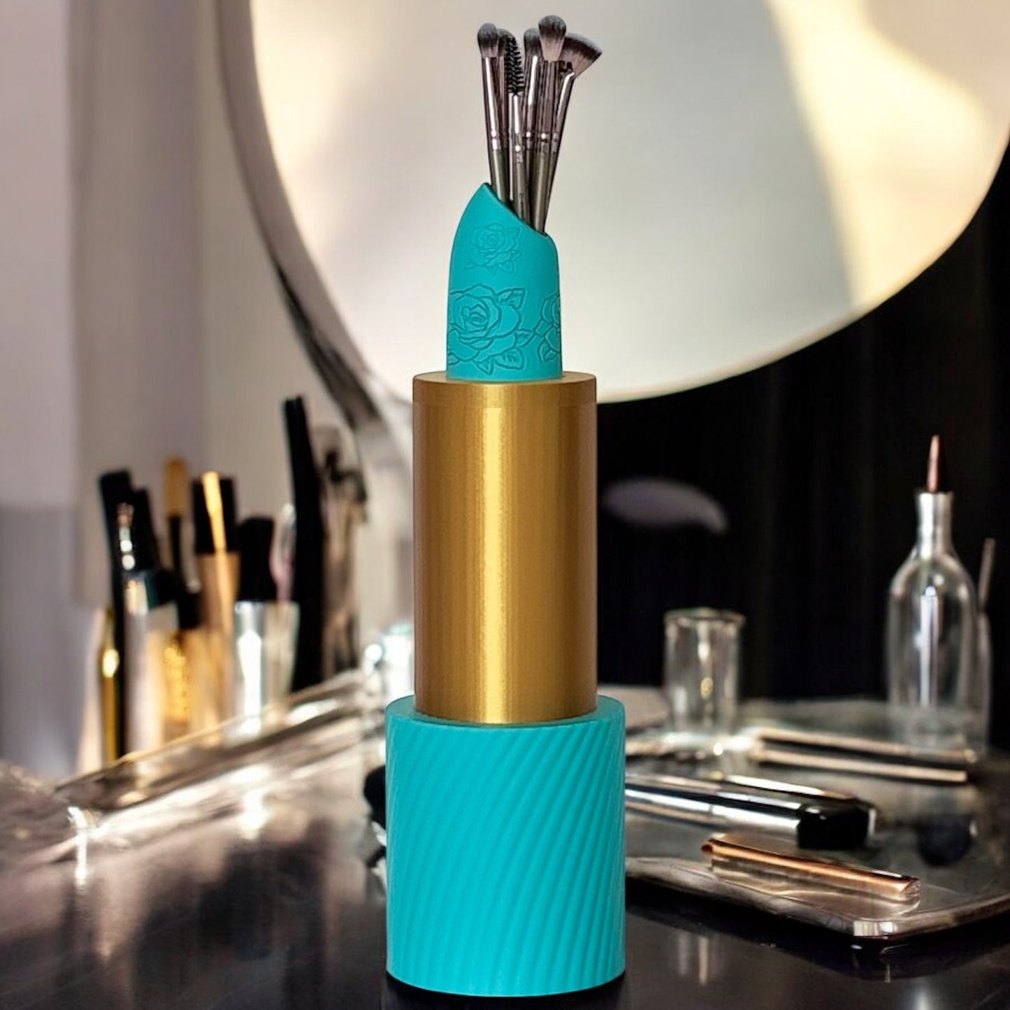 Teal Lipstick Decor